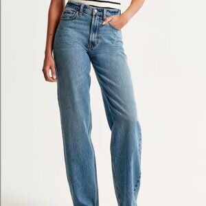 NWT Abercrombie & Fitch High Rise Taper Jean